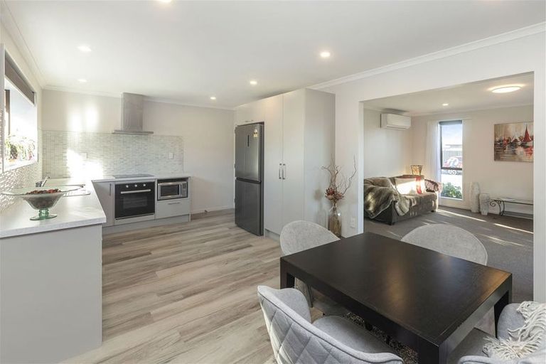 Photo of property in 2 Manuka Street, Mairehau, Christchurch, 8013