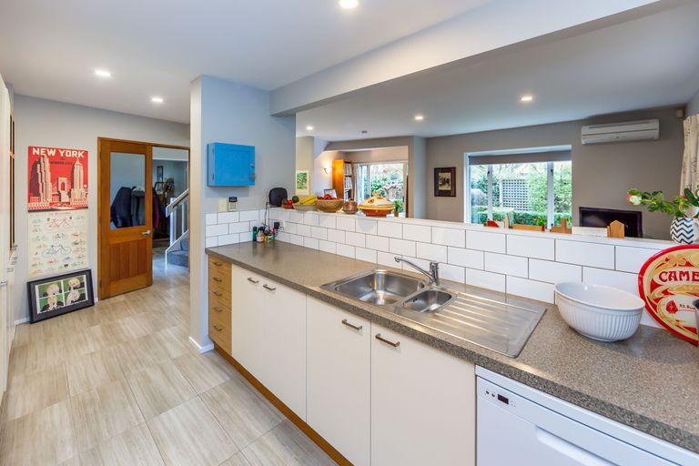 Photo of property in 10a Medway Street, Richmond, Christchurch, 8013