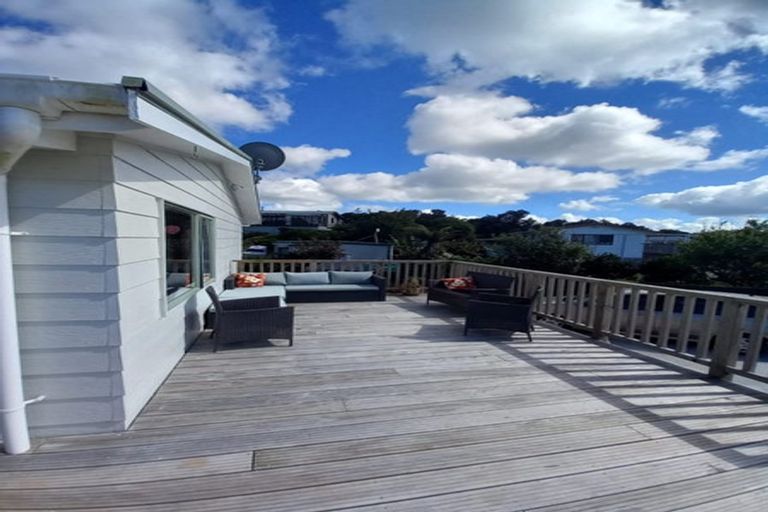 Photo of property in 21 Mariner Cove Road, Tinopai, Matakohe, 0593