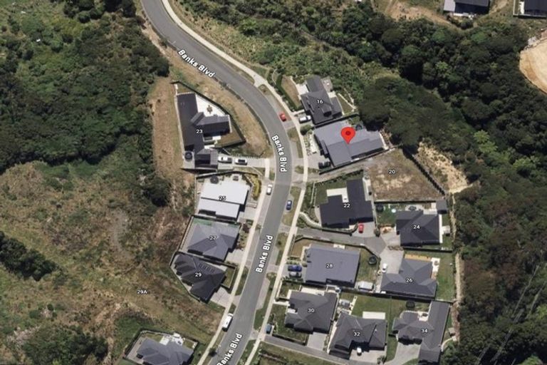 Photo of property in 18 Banks Boulevard, Whitby, Porirua, 5024