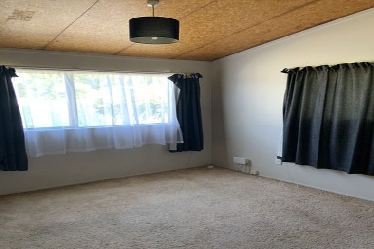 Photo of property in 26 Matapouri Road, Mangere Bridge, Auckland, 2022