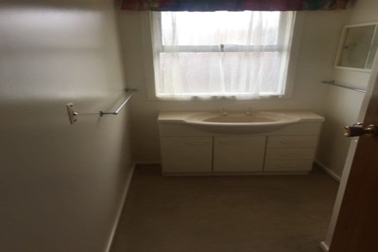 Photo of property in 5 Pahau Place, Cracroft, Christchurch, 8025