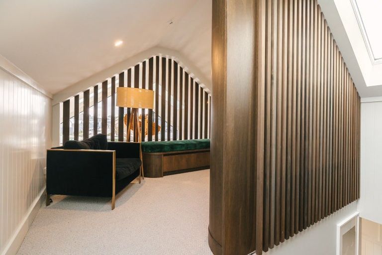 Photo of property in 69 Kanuka Drive, Hokowhitu, Palmerston North, 4410