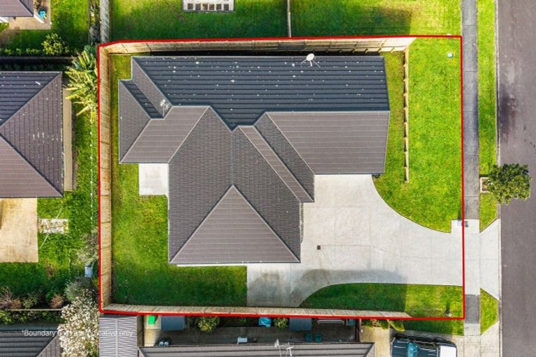 Photo of property in 15 Pyne Crescent, Pokeno, 2402