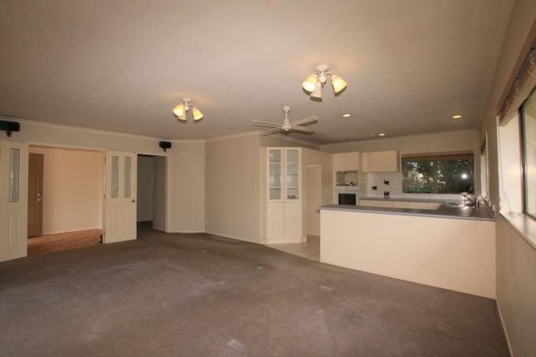 Photo of property in 329a Great South Road, Papakura, 2110