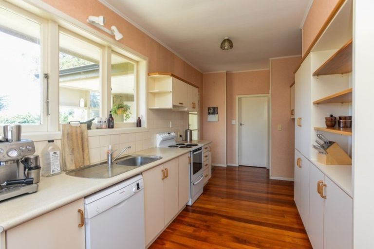 Photo of property in 36 Tamumu Road, Waipawa, 4210