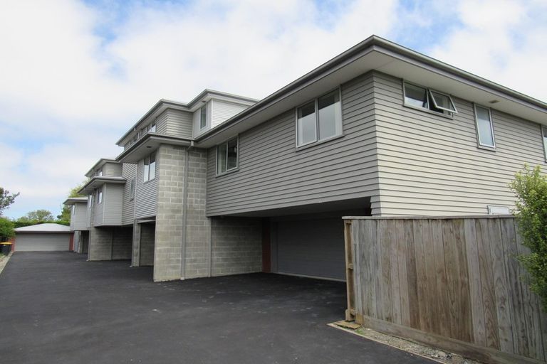 Photo of property in 172b Edgeware Road, Edgeware, Christchurch, 8013