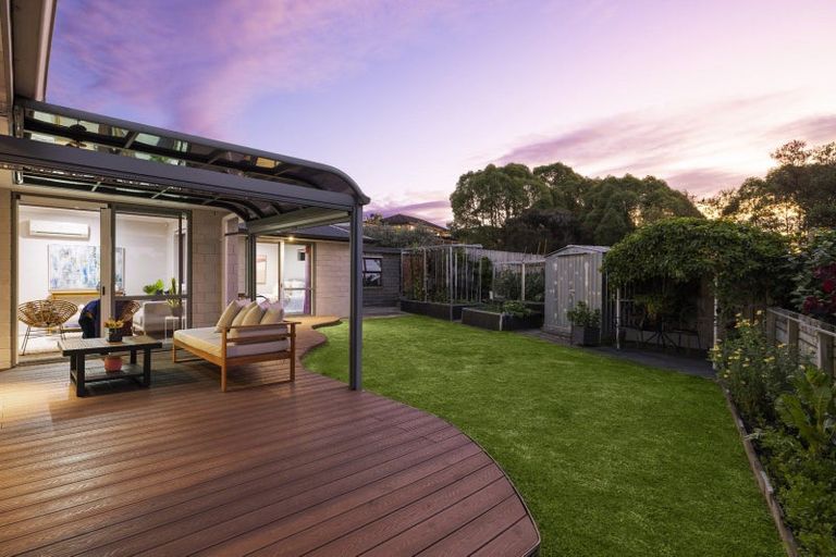 Photo of property in 18 Danny Place, Pyes Pa, Tauranga, 3112