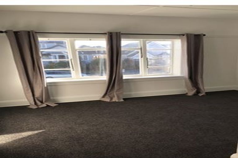 Photo of property in 1-5/65 Grey Road, Timaru, 7910