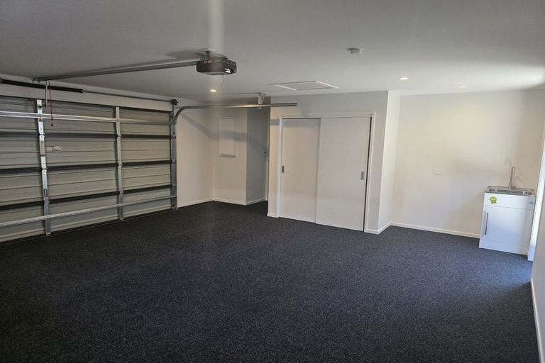 Photo of property in 452a Saint Aubyn Street, Moturoa, New Plymouth, 4310