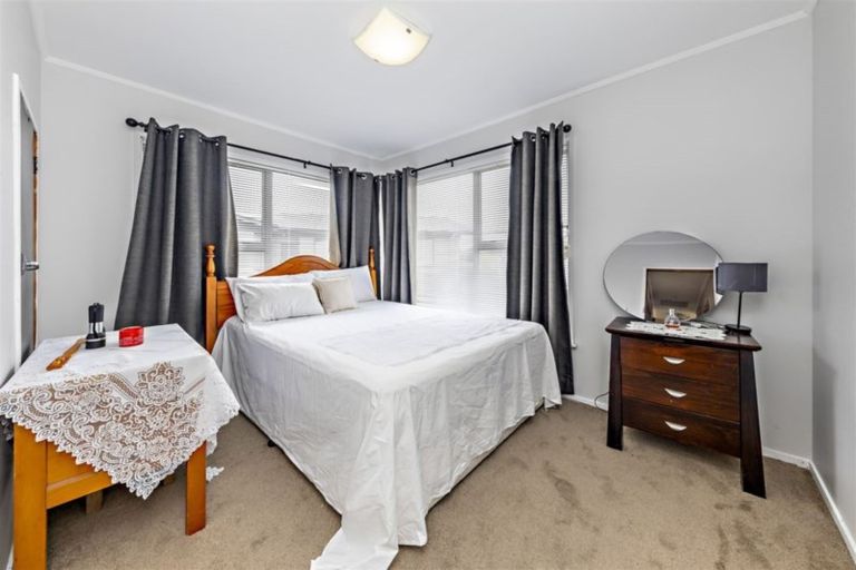 Photo of property in 20 Addington Avenue, Manurewa, Auckland, 2102