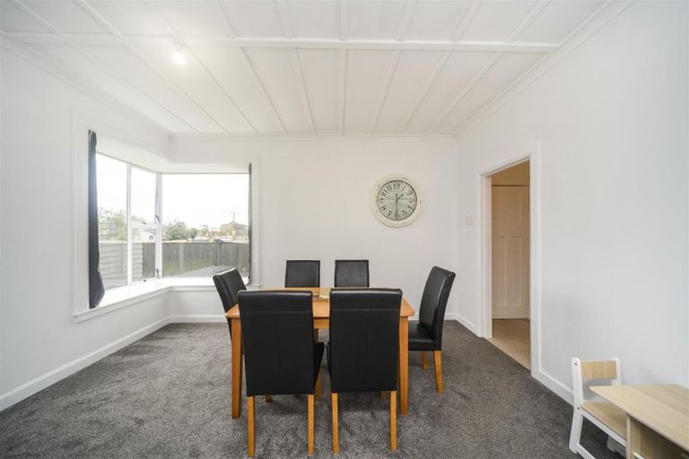 Photo of property in 42 King Street, Marton, 4710