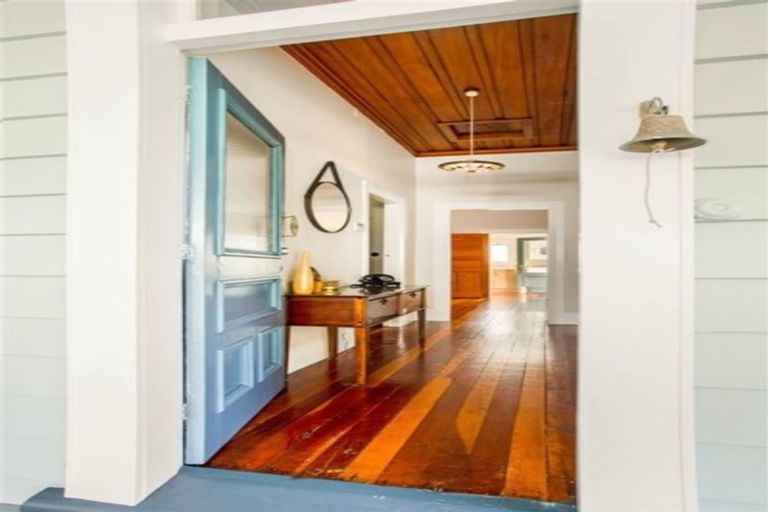 Photo of property in 1/139 Titirangi Road, New Lynn, Auckland, 0600