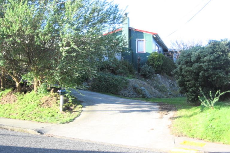 Photo of property in 65 Dale Road, Raumati South, Paraparaumu, 5032