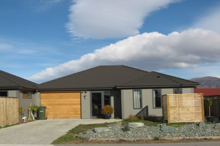 Photo of property in 10 Melmore Terrace, Cromwell, 9310