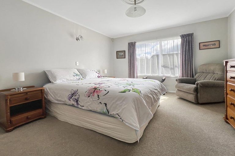 Photo of property in 8/66 Rathgar Road, Henderson, Auckland, 0610