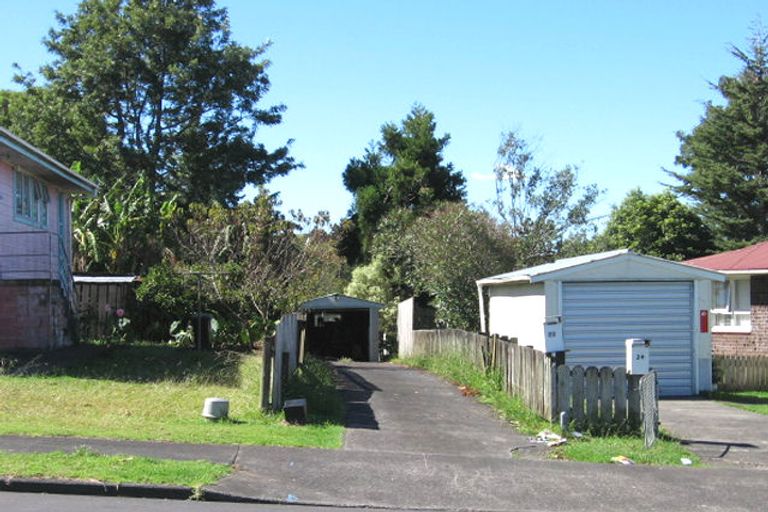 Photo of property in 22 Holmes Drive, West Harbour, Auckland, 0618