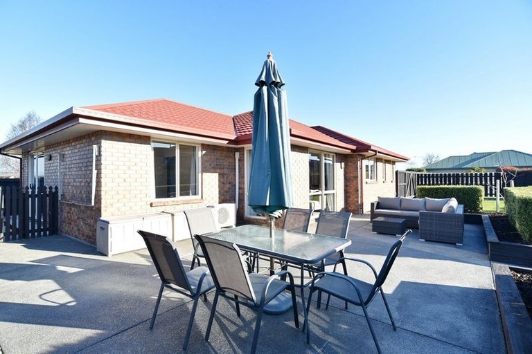 Photo of property in 90 Charles Street, Rangiora, 7400