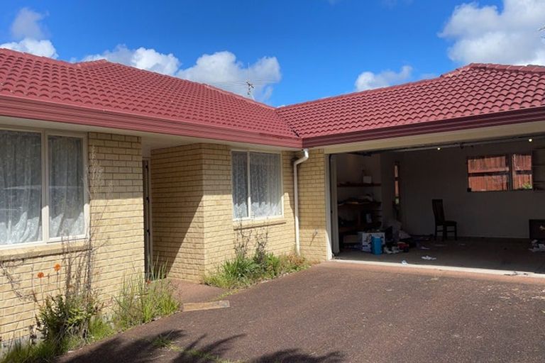 Photo of property in 10 San Bernadino Drive, Henderson, Auckland, 0612