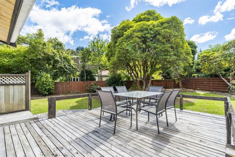 Photo of property in 135 Plateau Road, Te Marua, Upper Hutt, 5018