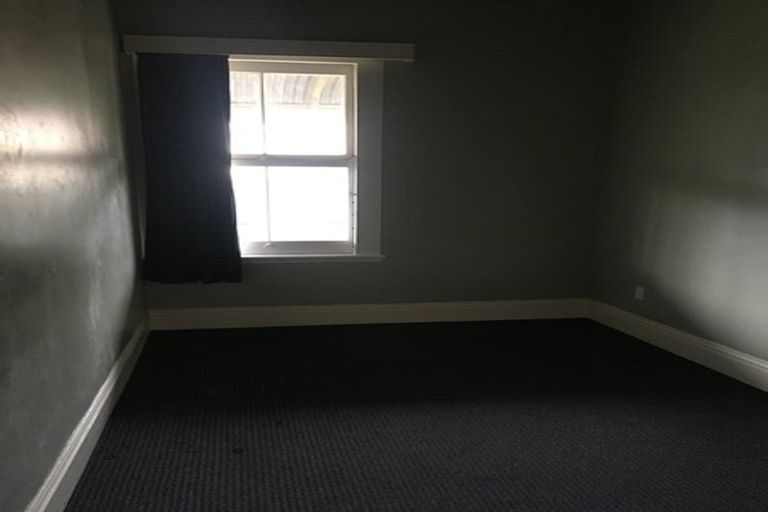 Photo of property in 44 Lombard Street, Palmerston North, 4410