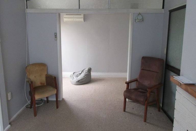 Photo of property in 28 Leonard Street, Waimate, 7924