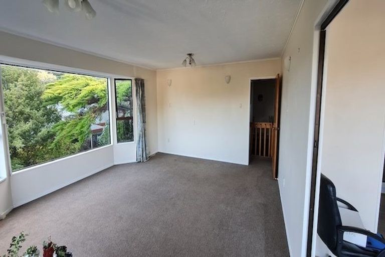Photo of property in 61 Viewmont Drive, Harbour View, Lower Hutt, 5010