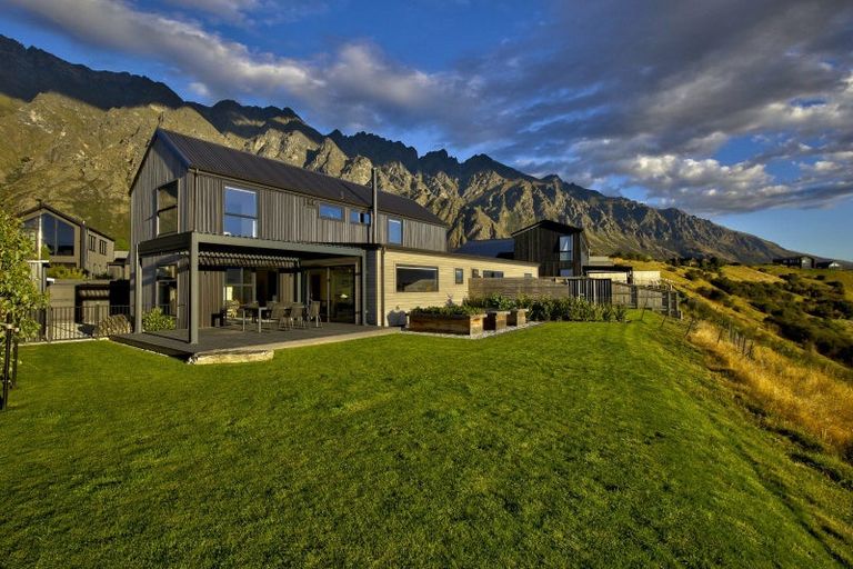 Photo of property in 97 Spur Ridge Rise, Jacks Point, 9371