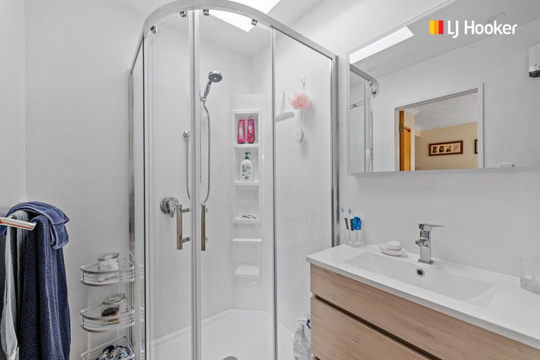 Photo of property in 71a-b Highcliff Road, Andersons Bay, Dunedin, 9013