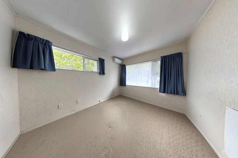 Photo of property in 49 Ngarara Road, Waikanae, 5036