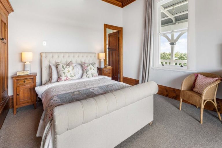 Photo of property in 111 Wharf Road, Clarks Beach, Pukekohe, 2679