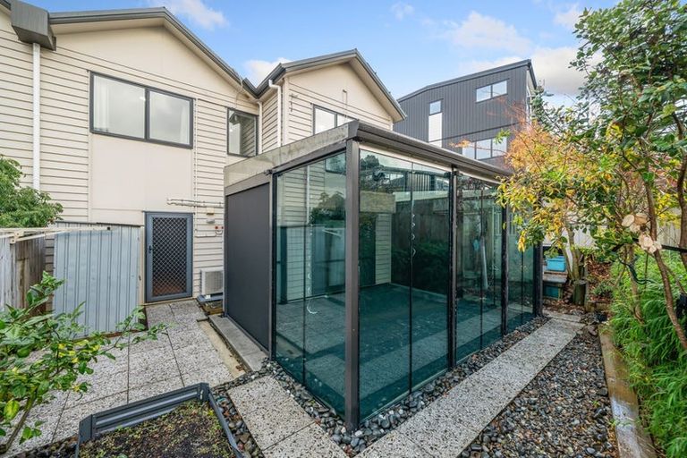 Photo of property in 89 Cambridge Terrace, Papatoetoe, Auckland, 2025