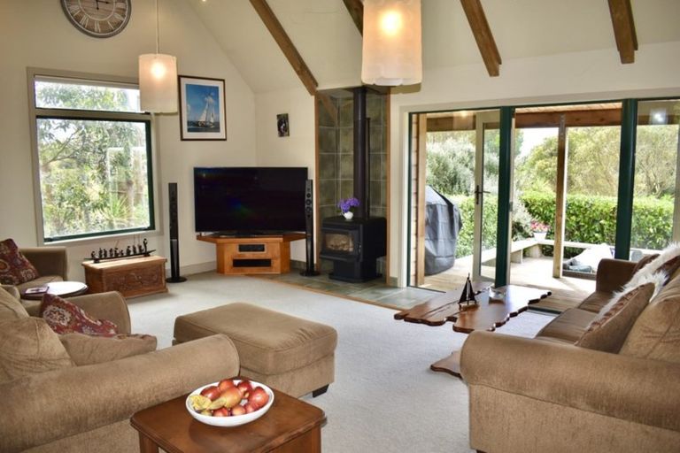 Photo of property in 152 Te Hapua Road, Te Horo, Otaki, 5581