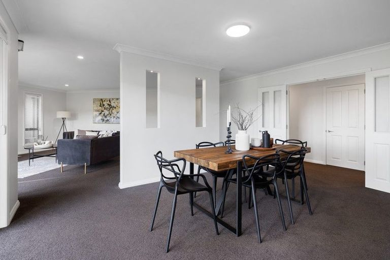 Photo of property in 2 Stonebridge Road, Temple View, Hamilton, 3289