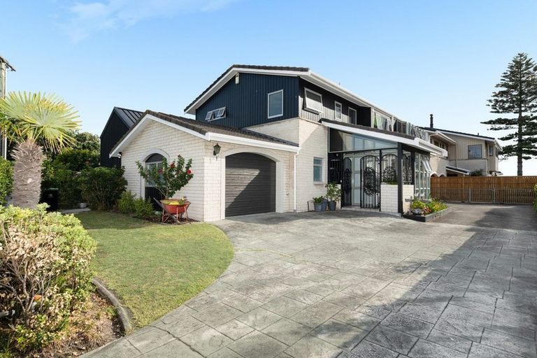 Photo of property in 25 Muricata Avenue, Mount Maunganui, 3116