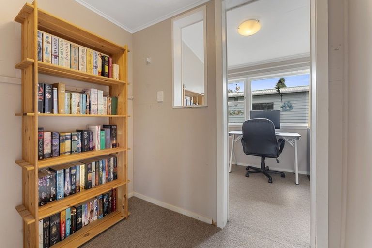 Photo of property in 19 Churchill Crescent, Shannon, 4821