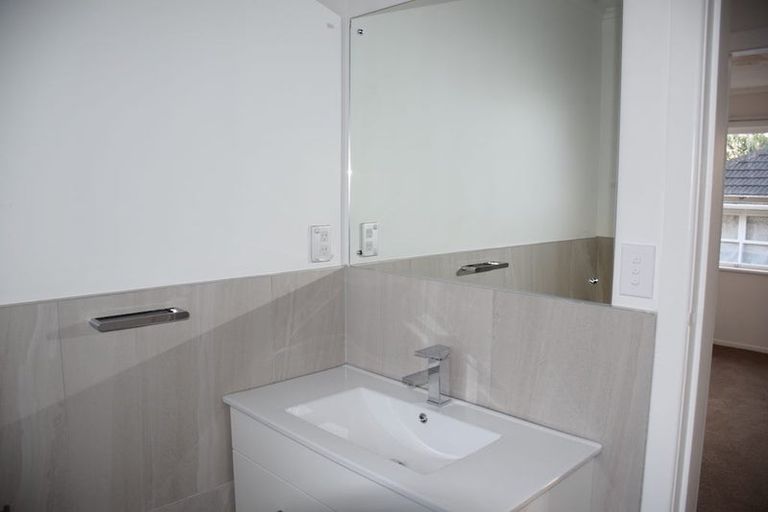 Photo of property in 1/22 Tristram Avenue, Forrest Hill, Auckland, 0620