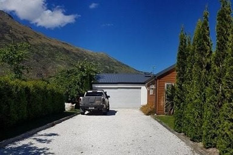 Photo of property in 54 Onslow Road, Lake Hayes, Queenstown, 9304
