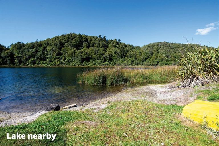 Photo of property in 5 State Highway 30, Lake Rotoma, Rotorua, 3074