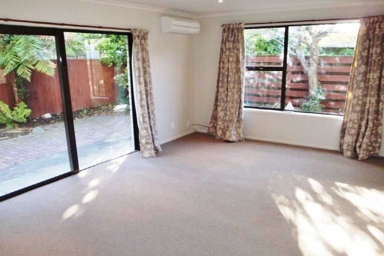 Photo of property in 2/28a Strowan Road, Strowan, Christchurch, 8052