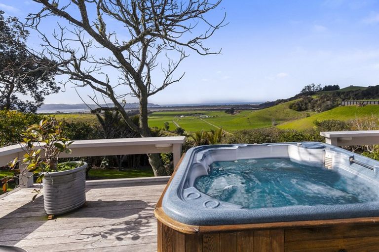 Photo of property in 317 Takatu Road, Tawharanui Peninsula, Warkworth, 0986