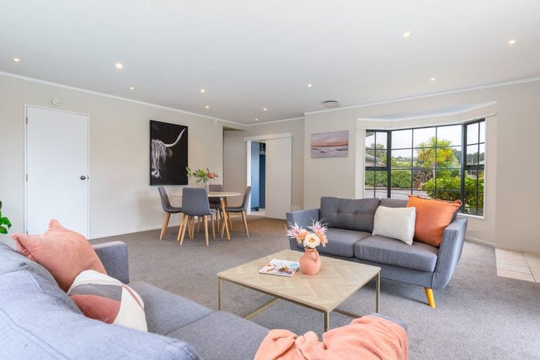 Photo of property in 16 Peppertree Lane, Woodridge, Wellington, 6037