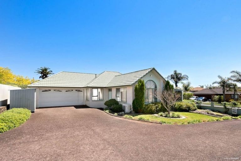 Photo of property in 243a Hill Road, The Gardens, Auckland, 2105