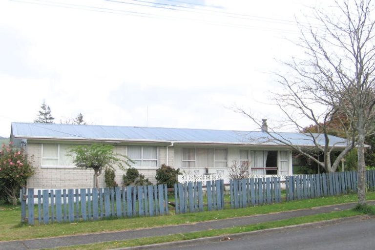 Photo of property in 1 Bay Grove, Pukehangi, Rotorua, 3015