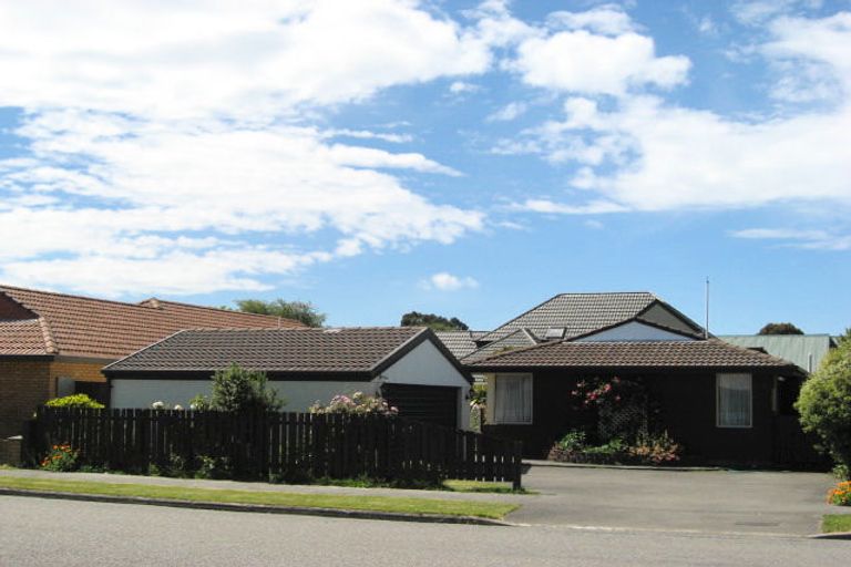 Photo of property in 4 Wittys Road, Avonhead, Christchurch, 8042