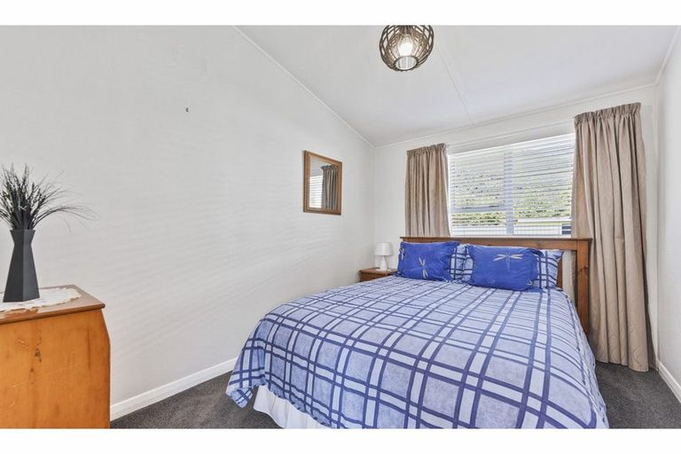 Photo of property in 20 Renata Road, Okiwi Bay, 7193