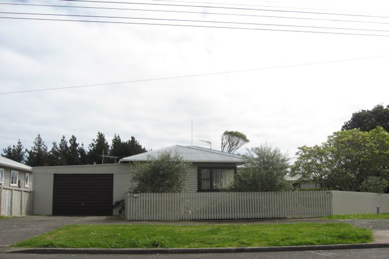 Photo of property in 308 Frankley Road, Ferndale, New Plymouth, 4310
