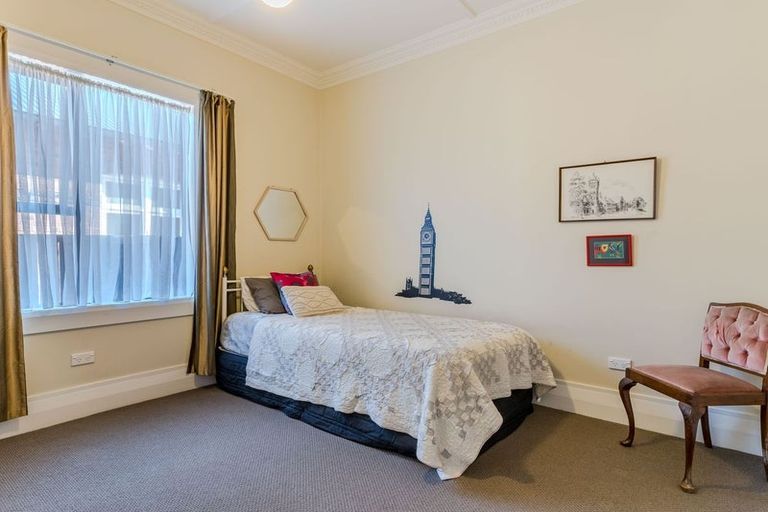 Photo of property in 362 Bay View Road, Saint Clair, Dunedin, 9012