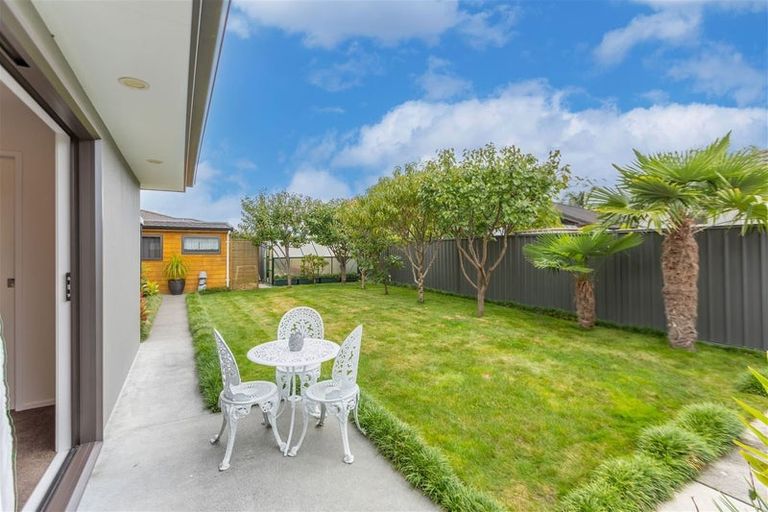 Photo of property in 12 Waitaki Way, Poraiti, Napier, 4112