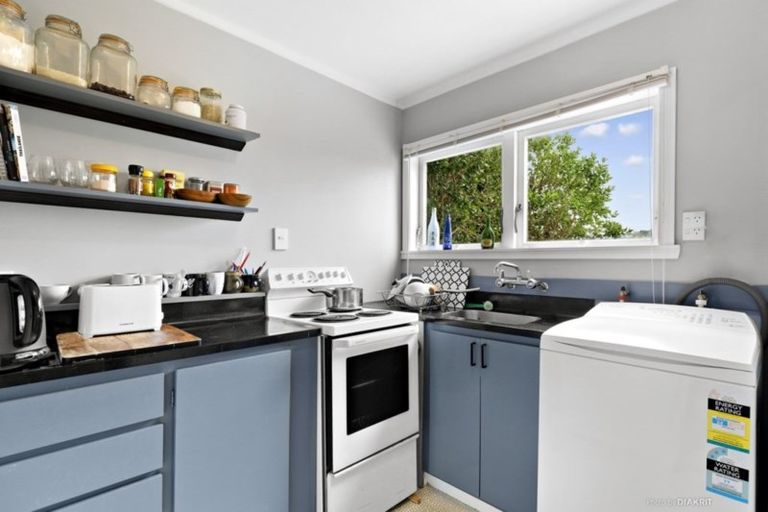 Photo of property in 7 Mcintyre Avenue, Mount Victoria, Wellington, 6011
